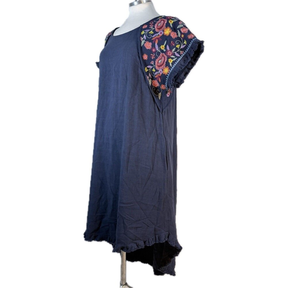 Umgee sz M Navy Blue Floral Embroidered Dress